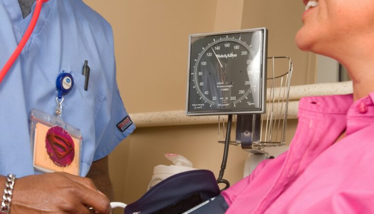 Inflation et patrimoine : quels actifs protègent vraiment votre pouvoir d&rsquo;achat sur le long terme ?