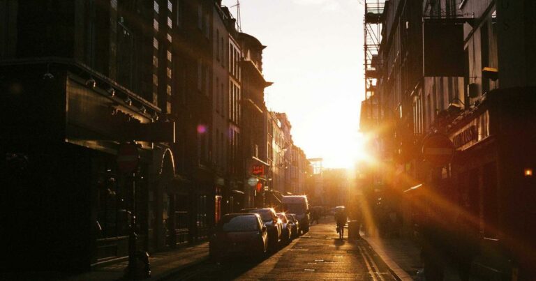 Immobilier en période d&rsquo;inflation en 2025 : valeur refuge ou piège ?